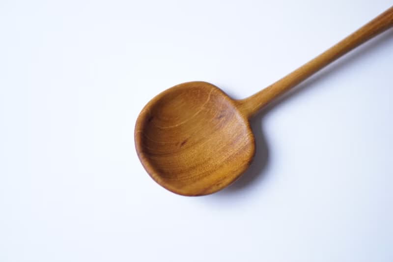 木のスープスプーン, チーク