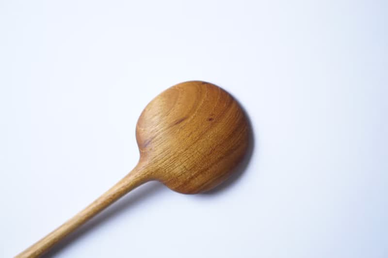 木のスープスプーン, チーク