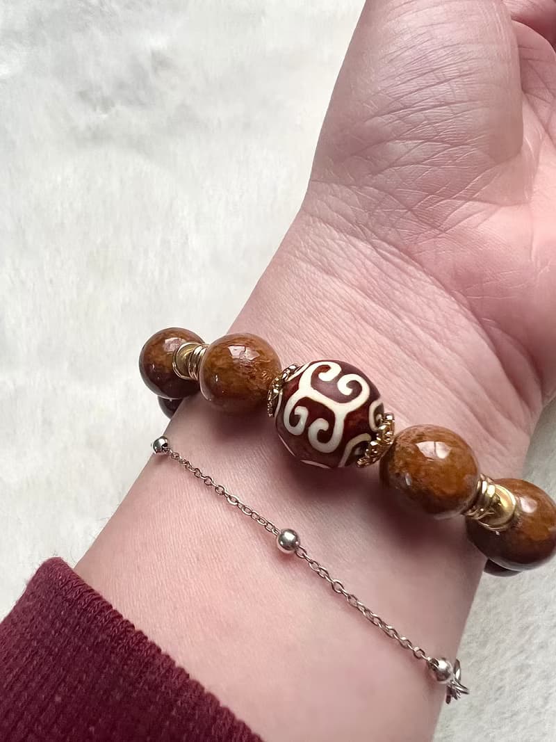 稀有新疆和田玉夾層料瑪瑙如意手串/玉肉帶皮層/收藏/特色少見