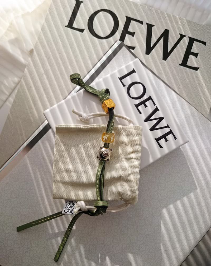 中古品 帶塵袋盒 Loewe 骰子小豬流蘇包包掛飾 掛件 鎖匙扣鑰匙圈