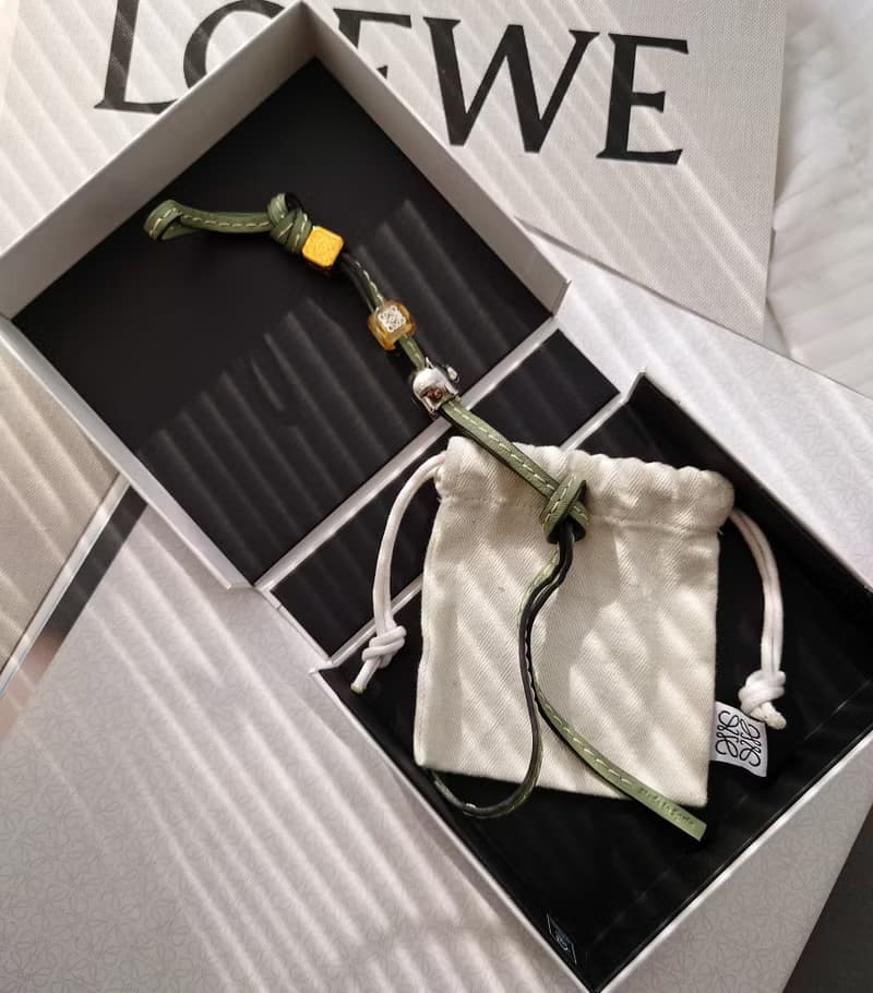 中古品 帶塵袋盒 Loewe 骰子小豬流蘇包包掛飾 掛件 鎖匙扣鑰匙圈