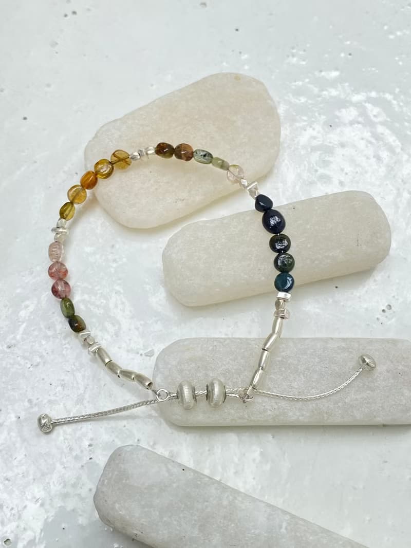 ROSE GARDEN: Tourmaline and silver beads bracelet (B0098)