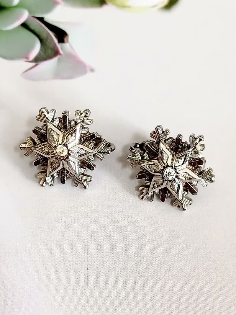 vintage jewelry  古典立體雪花造型 夾式耳環