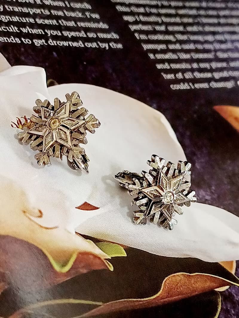 vintage jewelry  古典立體雪花造型 夾式耳環