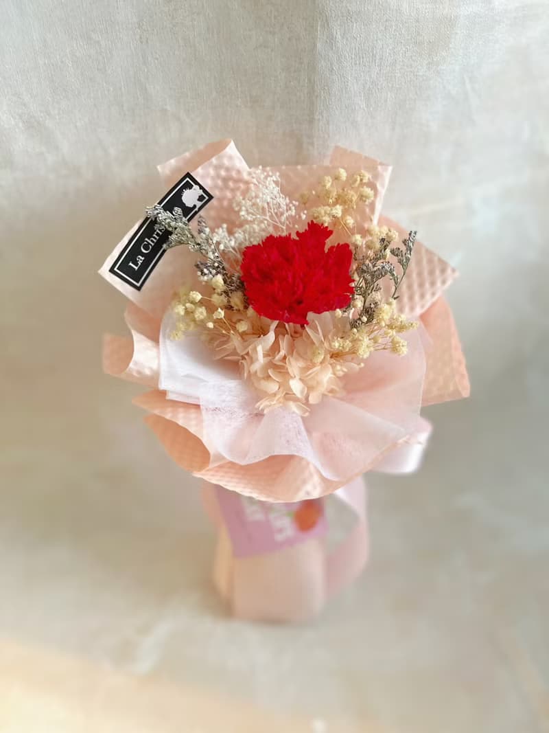 只限香港 母親節花束系列 小心意紅色 康乃馨 永生花 保鮮花