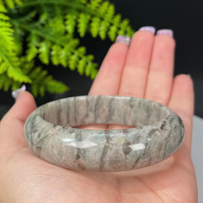 獨特長石手鐲60MM 玉化高瓷星光 肉紅色飄綠小寬條景鐲 平衡磁場