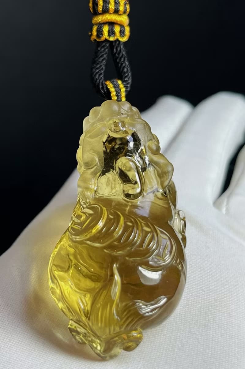 天然黃水晶貔貅吊墜 掛件 雕工精緻 嘴巴都是雕刻張開的貔貅