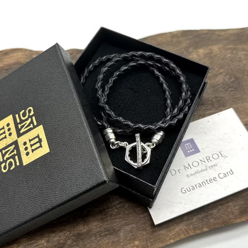 メンズ レザーブレスレット 黒/シルバー925 牛革/シルバーアクセサリー 日本製/送料無料/男性へのプレゼント/RE17