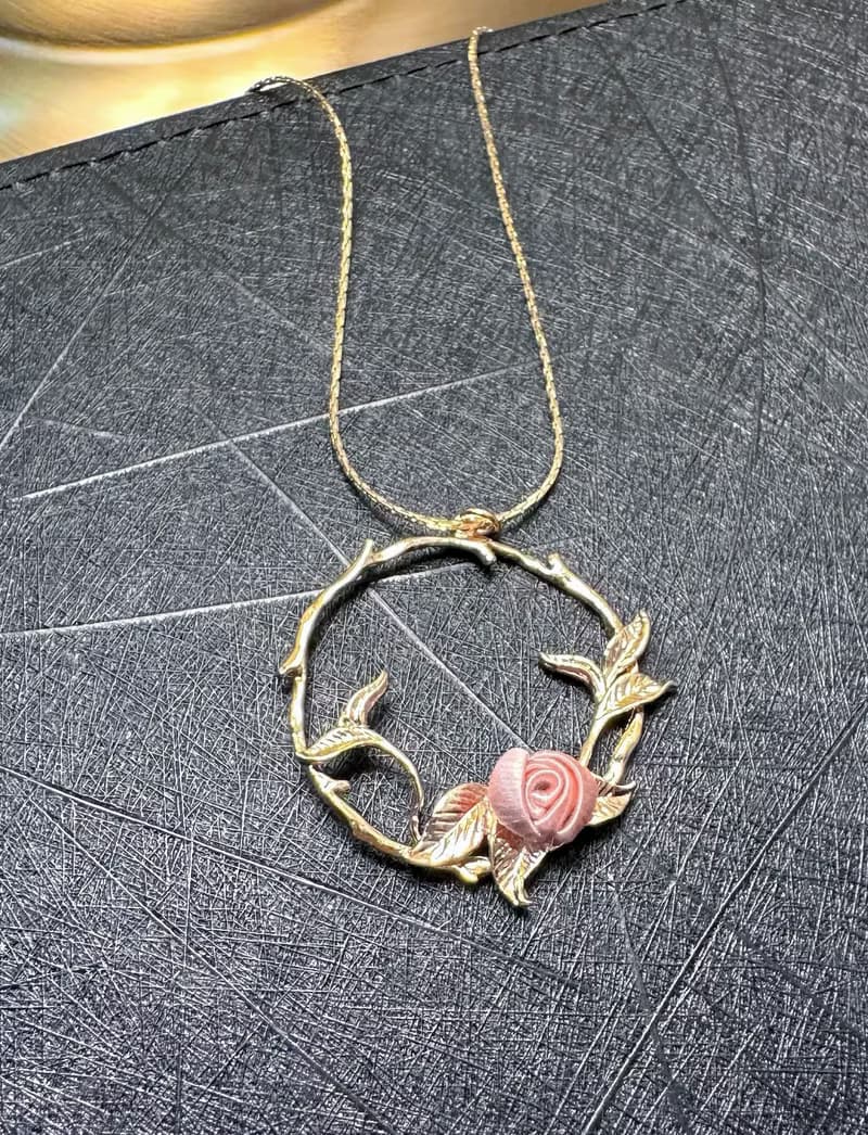 Re-Re蠶絲金工【情人節】星耀系列 香檳金小花園項鍊 星耀粉