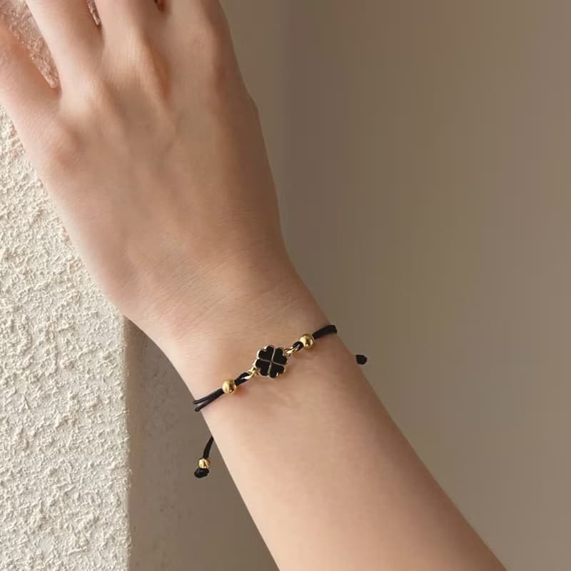 Lucky Four Leaf Clover Knot Bracelet (2Colors)