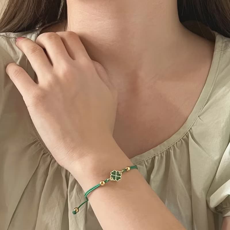 Lucky Four Leaf Clover Knot Bracelet (2Colors)