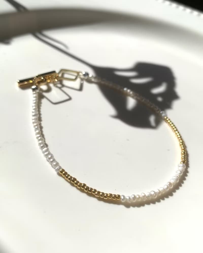 mini天然珍珠黃銅珠鋼線手鏈