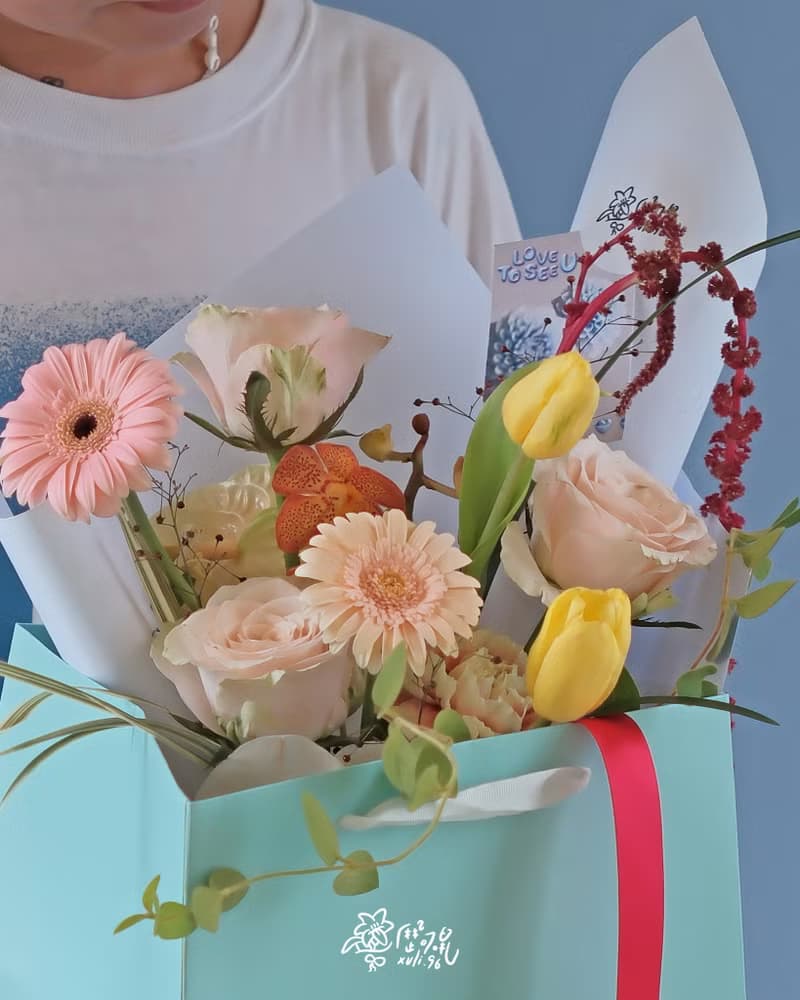 Surprise Me 鮮花花束 可討論色系