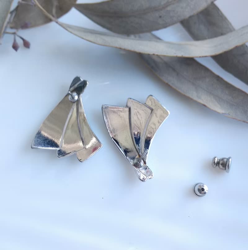 Vintage Jewelry 西洋古董飾品 銀色調 簡約 對稱小巧 針式耳環