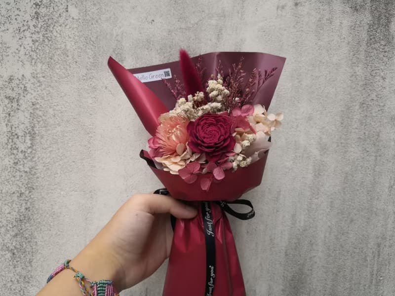 太陽玫瑰乾燥花束 畢業花束 向日葵花束 索拉花花束 康乃馨花束