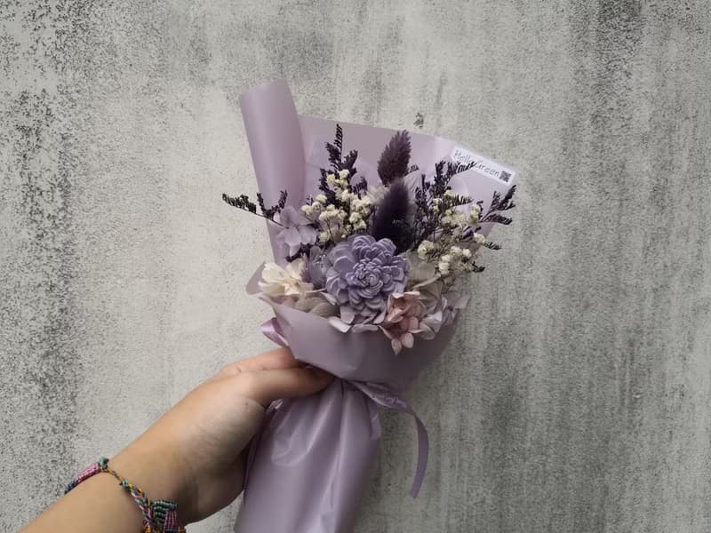 太陽玫瑰乾燥花束 畢業花束 向日葵花束 索拉花花束 康乃馨花束