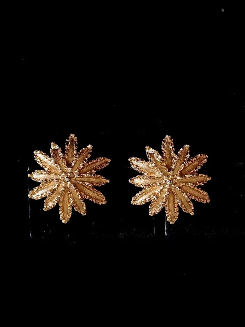 vintage jewelry  AVON 1960年代 Starburst Flower 夾式耳環