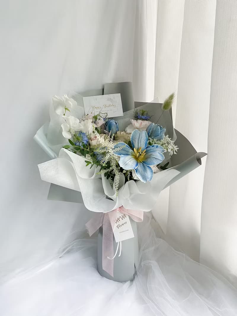 鮮花 / 季節鮮花花束 / 生日花束 祝賀花束