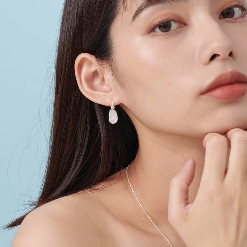 Oceano-霓彩單鑽珠貝耳環 輕珠寶工藝/璀璨鋯石/霓彩貝殼