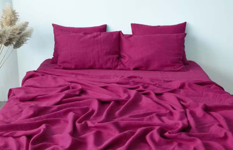 Fuchsia linen fitted sheet / Softened linen bed sheet / Deep pocket