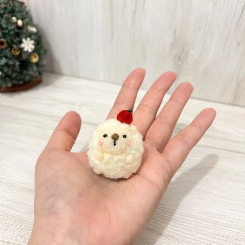 雲朵小羊 羊毛氈娃娃 花園小動物  療癒 送禮 綿羊 小羊 愛心