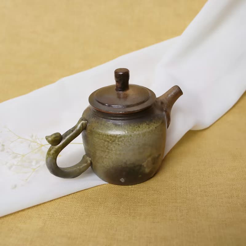站在星球的貓胡麻愜意壺 新彩燒 柴燒陶藝 手作作品 | 陳威恩作品
