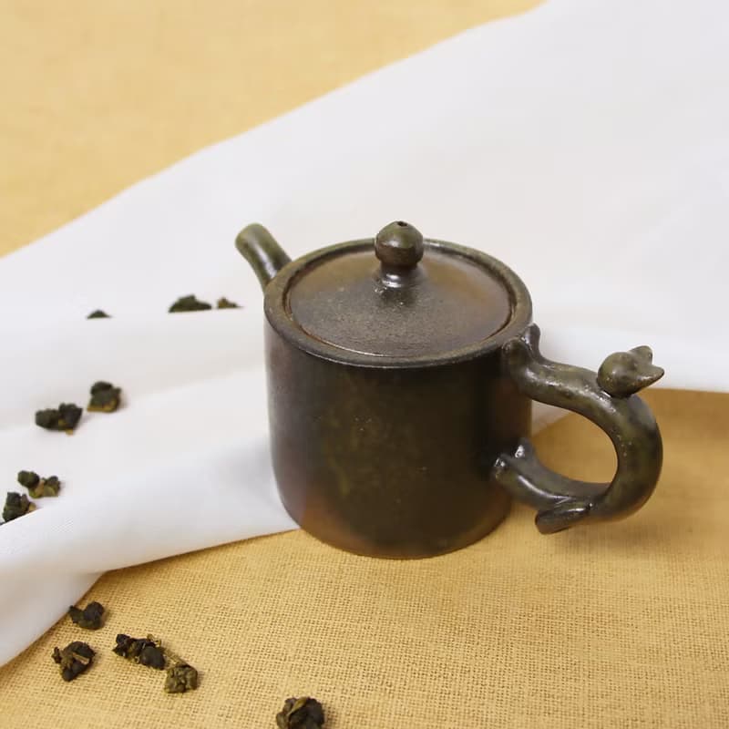 站在星球的貓胡麻愜意壺 新彩燒 柴燒陶藝 手作作品 | 陳威恩作品