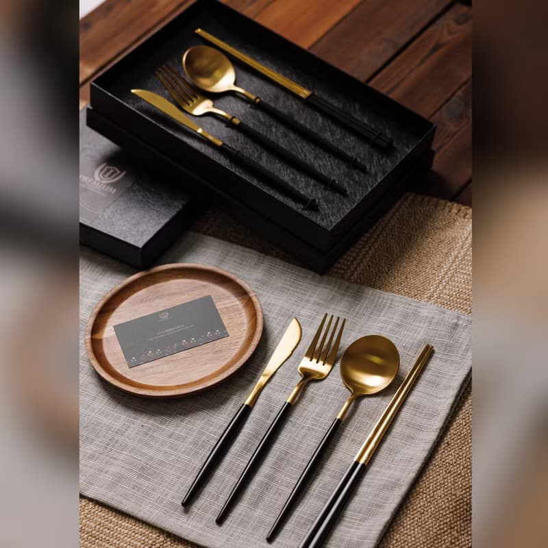Islandoffer 島嶼製作 餐具禮盒套裝 含2套黑金4件 加相思木小碟
