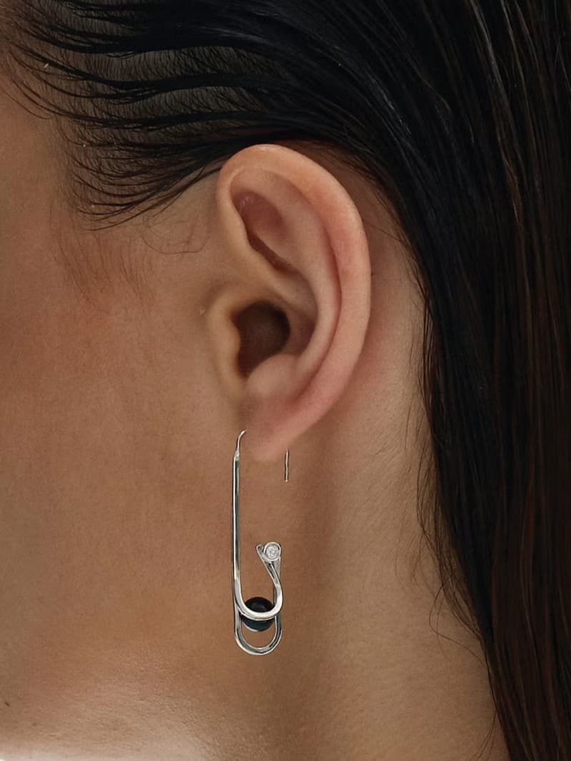 dashbrand DJ01 Paperclip Earring - Black  (Minimal Jewelry)