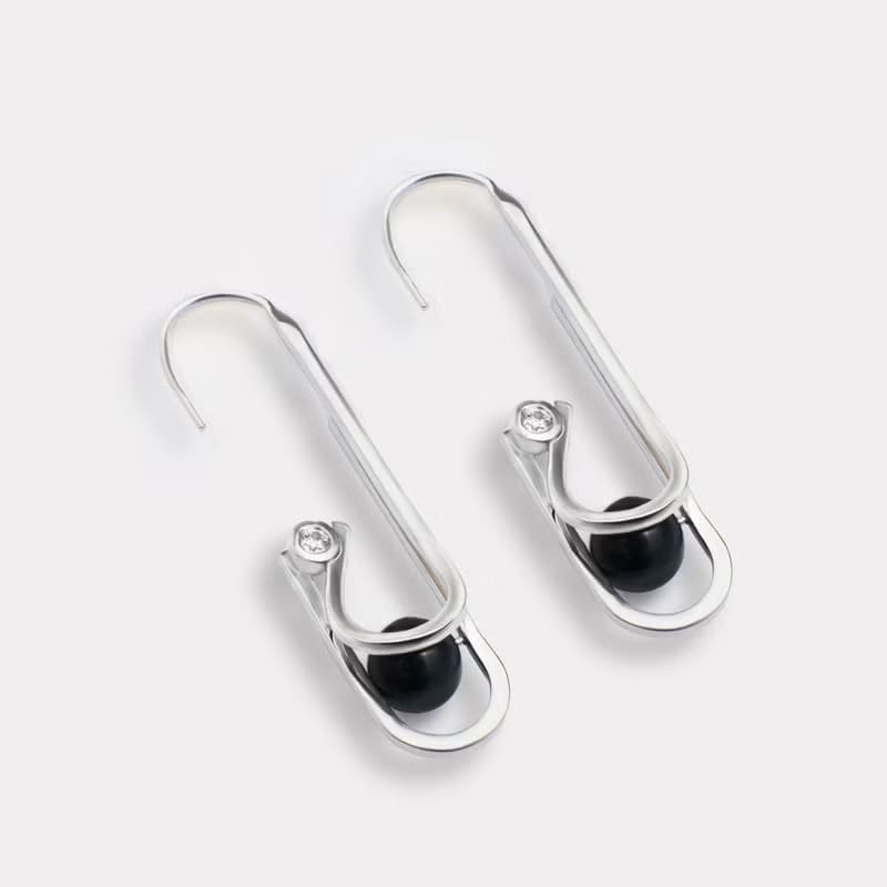 dashbrand DJ01 Paperclip Earring - Black  (Minimal Jewelry)