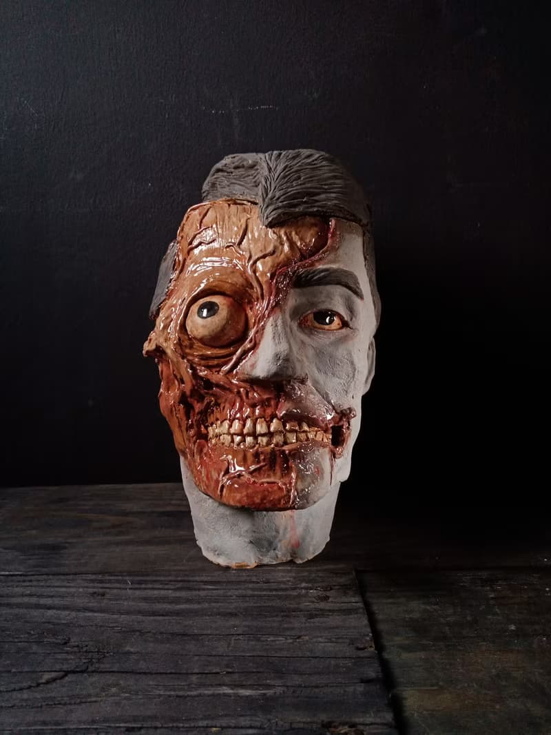 青面死人頭 (高27cm 置物收納 陶偶雕塑 藝術品 擺飾)