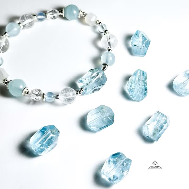 曙光冰原-原礦拓帕石.海水藍寶.白水晶-純銀設計款手鍊