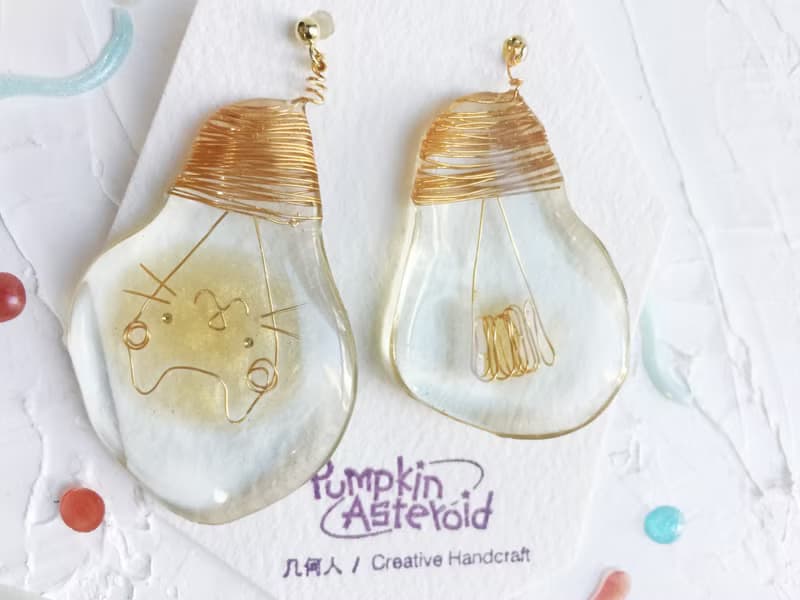 白日夢系列-藏在燈裡的喵 耳飾\耳釘