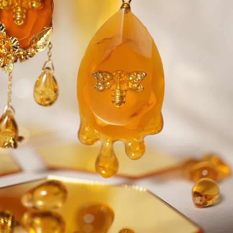 溶ける琥珀のピアス/イヤリング
