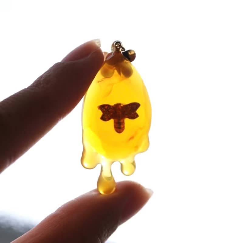 溶ける琥珀のピアス/イヤリング