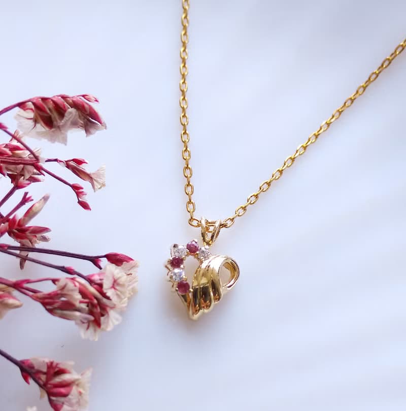 【西洋古董飾品 】 復古愛心 紅鑽墜 秀氣 項鍊