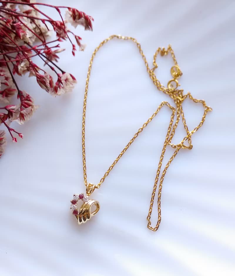 【西洋古董飾品 】 復古愛心 紅鑽墜 秀氣 項鍊