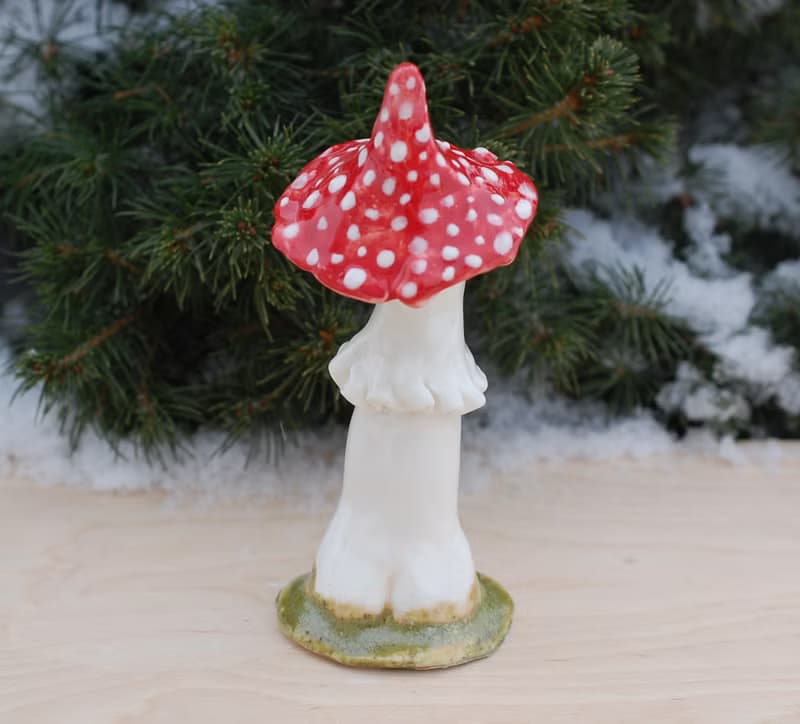 Mushroom lady Female bust statuette Ceramic ring holder Mushroom hat Fly agaric