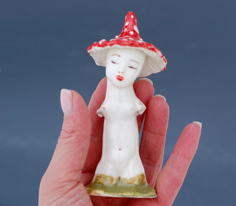 Mushroom lady Female bust statuette Ceramic ring holder Mushroom hat Fly agaric