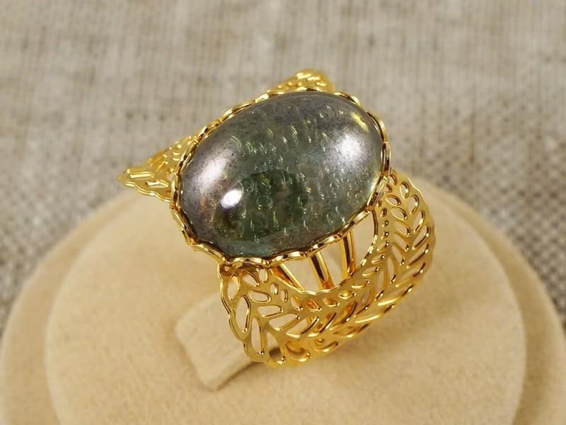 Green Glass Ring Large Golden Filigree Free Size Adjustable Ring Woman Jewelry