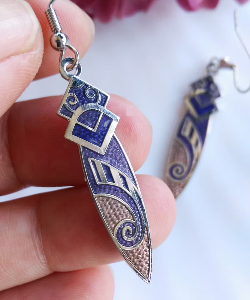 Vintage Jewelry 西洋古董飾品 景泰藍 圖騰紫底 耳勾 針式耳環