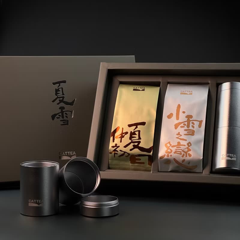 夏.雪 Summer.Snow 典藏禮盒 / 經典阿里山花果茶