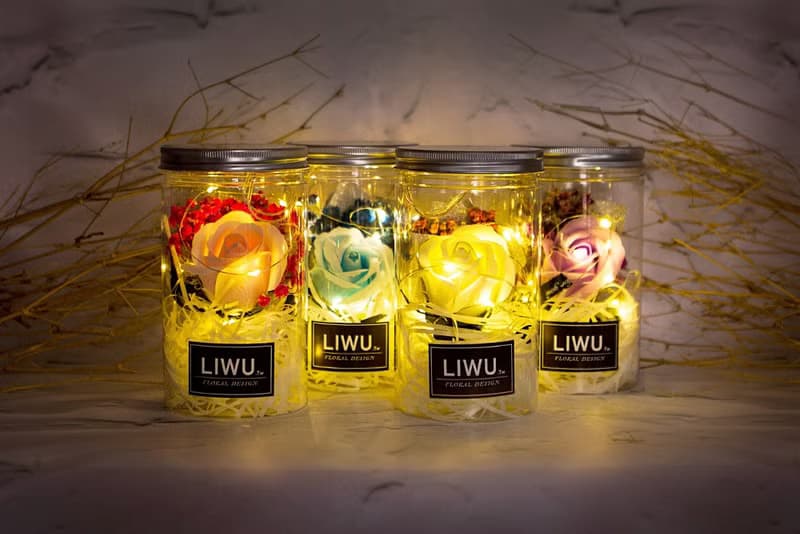 LIWU凡爾賽花園 滿天星 乾燥花罐 (發光瓶4色可挑 附提袋及小卡)