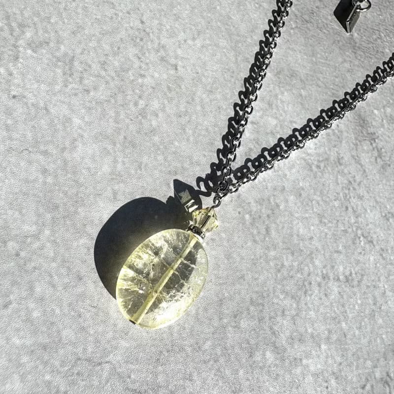 Crystal Crack Necklace Perfume Bottle Design Motif Swarovski Gemstone Simple