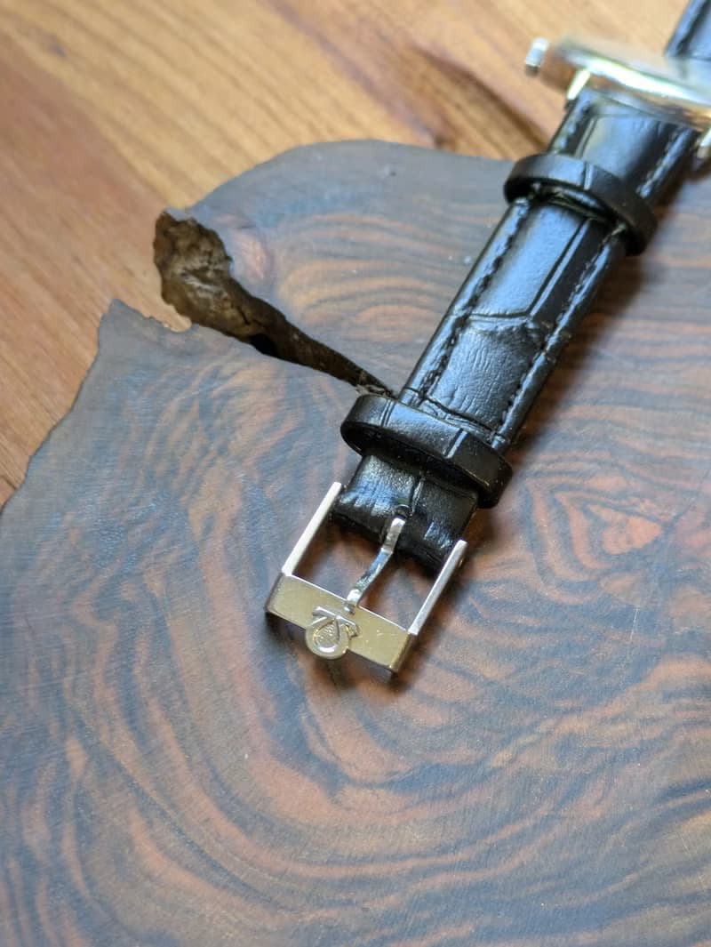 稀有大錶徑 羅馬字數字 omega 機械上鍊 古董錶