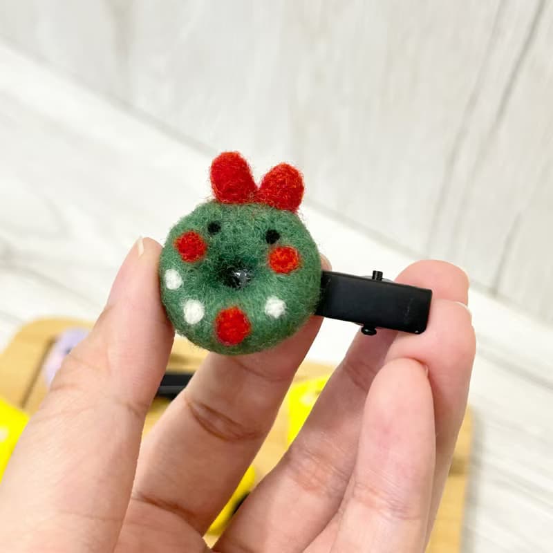 聖誕限定 聖誕星星 花圈 小熊 羊毛氈髮夾 療癒 送禮