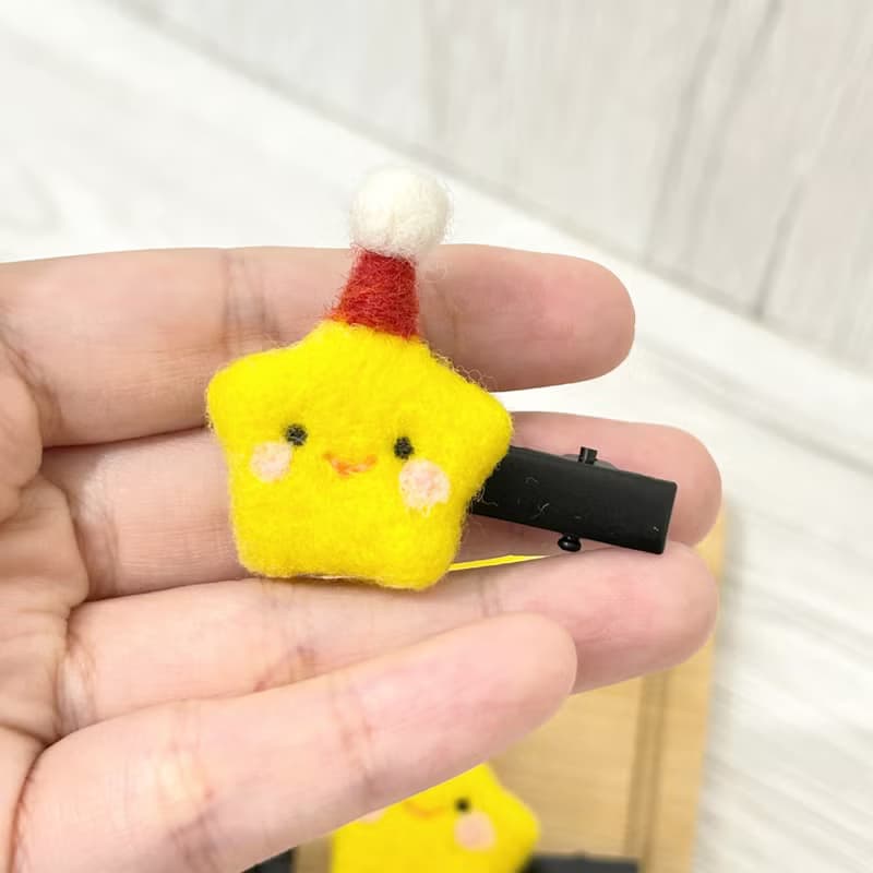 聖誕限定 聖誕星星 花圈 小熊 羊毛氈髮夾 療癒 送禮