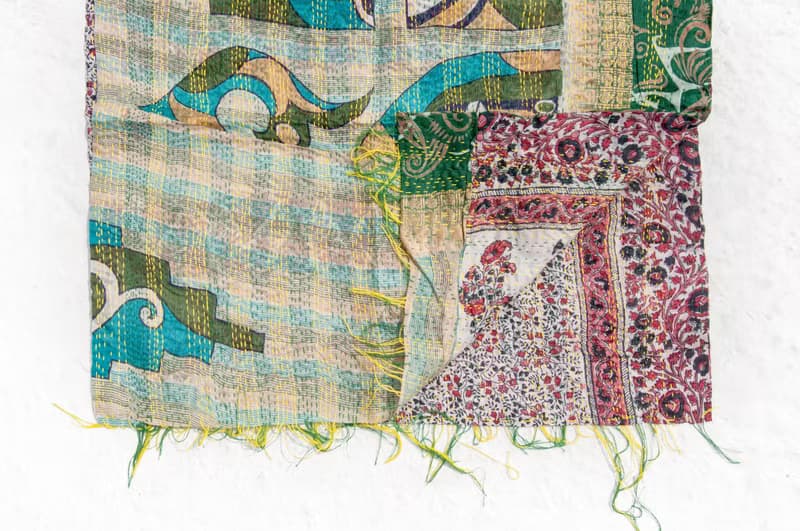 手工縫紗麗布絲巾/絲綢刺繡圍巾/印度絲綢刺繡絲巾-綠色藍天草原