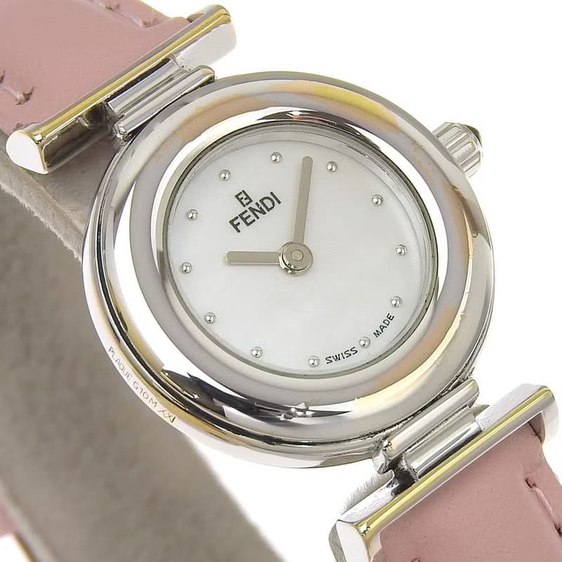 【日本直送】フェンディ FENDI 腕時計 320L SS × 型押しレザー クオーツ アナログ表示 ホワイトシェル文字盤 レディース【中古】