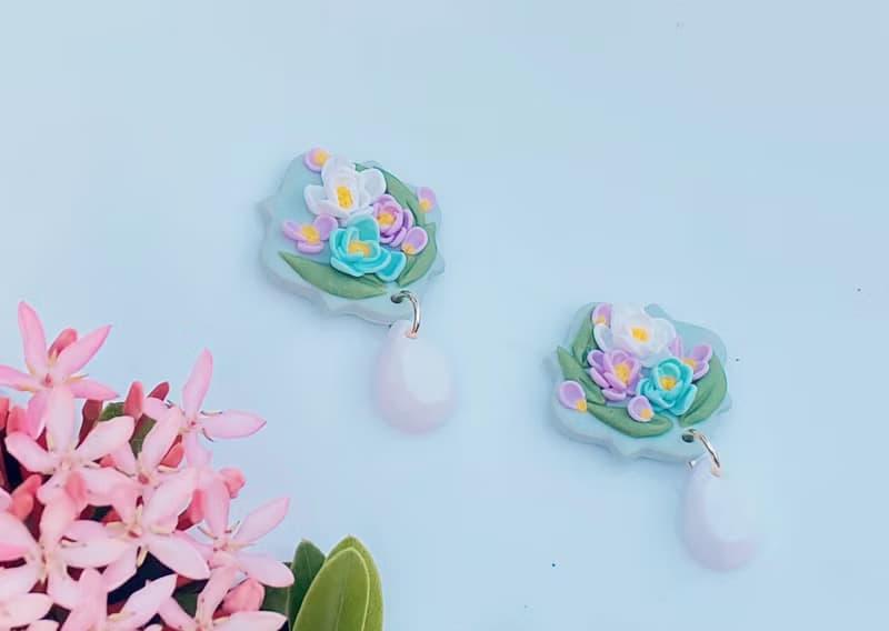 精緻立體小花蔟 手工軟陶耳環 | 耳夾